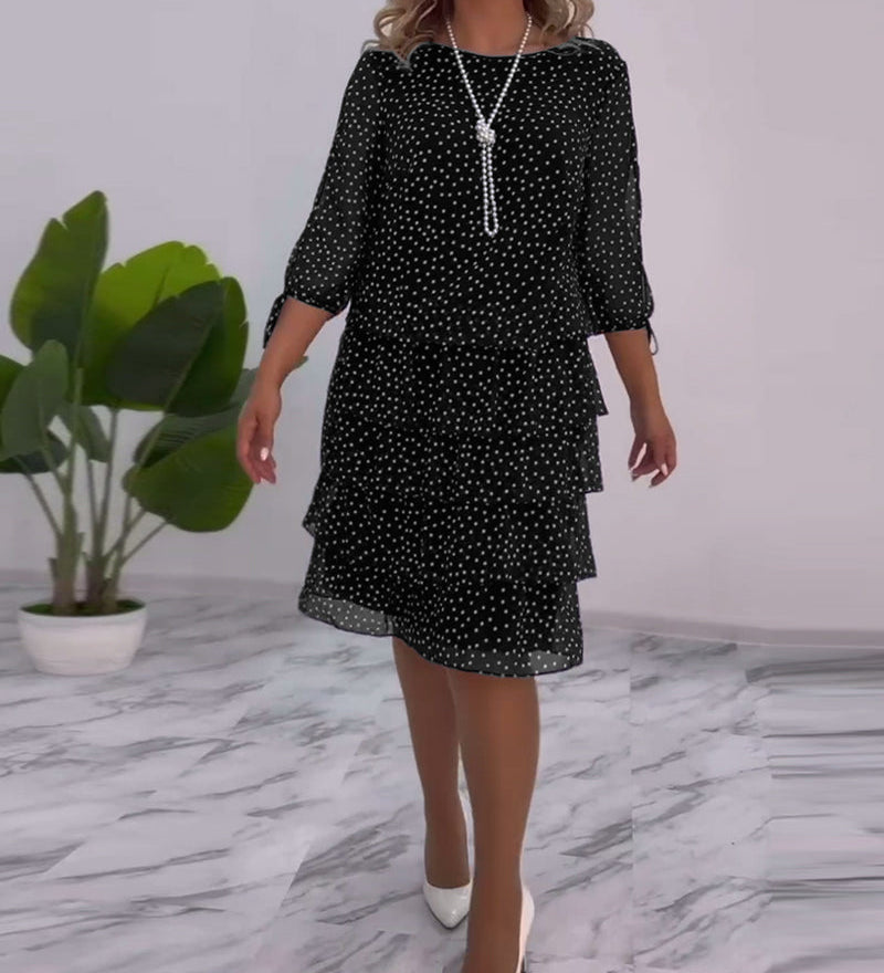 Eralyn - Taškuota pakopų suknelė